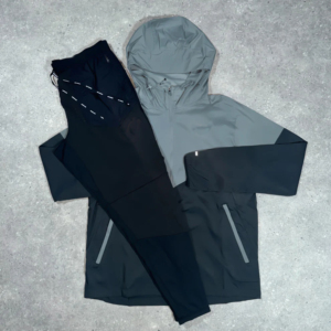 Chaqueta Cortavientos con Capucha OEM, Cierre de Cremallera, Estilo Deportivo, para Otoño, Corte Regular, Color Sólido, Material de Poliéster con Revestimiento de PU - Product Image 1