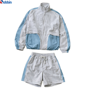 Conjunto de Chaqueta y Pantalones Cortos Unisex de Verano, Cortavientos, Personalizado, de Nailon Ligero, con Parches y Rayas, Estilo Deportivo Informal - Product Image 6