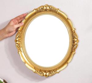 Miroir mural rond encadré de dorure, design décoratif traditionnel, cadre en métal, bord festonné pour chambre à coucher, salon - Product Image 4