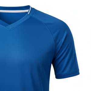 Maillot de football pour homme de haute qualité, respirant, à séchage rapide, antibactérien, 100% polyester, manches courtes, col en V, uni, personnalisable - Product Image 3