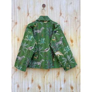 Chaqueta de pana acolchada hecha a mano de alta calidad para mujer, con cuello mandarín, estampado animal, cierre cruzado, manga larga, ropa exterior de algodón para otoño - Product Image 2