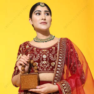 Mini pochette en résine de qualité supérieure pour femmes, toutes couleurs, fournisseurs disponibles, cadeaux de retour de mariage fabriqués en Inde par Humran Export - Product Image 1