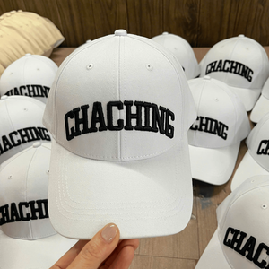 Gorras personalizadas bordadas en 3D, fabricadas en Vietnam, con visera curva, de algodón, de 6 paneles, para hombre y mujer. - Product Image 1