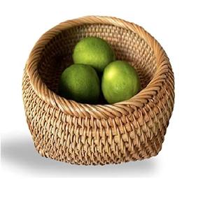 Elegante frutero de ratán que enriquece los hogares con una elegancia artesanal y un diseño clásico que garantiza la elegancia del frutero de ratán. - Product Image 1