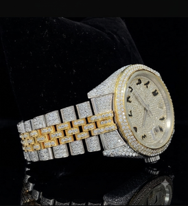 Reloj de Pulsera Hip Hop de Alta Demanda con Diamantes de Moissanita Plateados de Calidad de Exportación, Corte Brillante Redondo VS1, Totalmente Cubierto de Diamantes - Product Image 2
