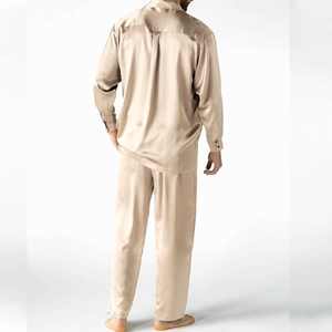 Ensemble de pyjamas de luxe en satin pour hommes 2026 – Collection printemps-été respirante à manches longues et boutonnée – Vêtements de nuit pour hommes en gros - Product Image 3