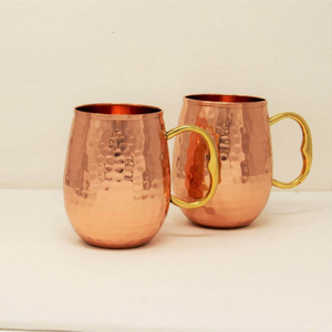 Juego de 4 Tazas Moscow Mule de Cobre Puro Ecológico con Acabado Martillado y Asa de Latón, Perfectas para Cócteles y Bar en Casa - Product Image 2