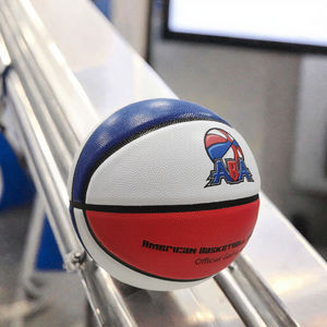 Ballon de basketball officiel personnalisé taille 29,5 en microfibre ABA avec vessie en mousse, tissu durable et écologique, 0,41-0,44 kg - Product Image 2