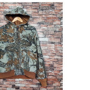 เสื้อฮู้ดลายพรางสำหรับผู้ชายและผู้หญิง สไตล์สตรีทแวร์ แฟชั่นแนวเมือง เสื้อสเวตเชิ้ตลายพรางแบบ Real Tree รับผลิตตามสั่งจำนวนมาก - Product Image 2