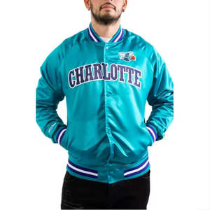 แจ็คเก็ตแฟชั่นคุณภาพดีที่สุด แบบขายส่ง ผ้าไหมซาติน ซุปเปอร์ยูนิเซ็กซ์ สไตล์เบสบอล วาร์ซิตี้  แบบสั่งทำพิเศษ กันน้ำ กันลม แบบกลับด้านได้ - Product Image 1