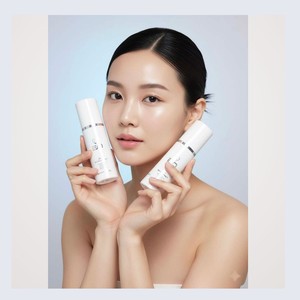 ผลิตภัณฑ์ดูแลผิวหน้าเกาหลี K-Beauty EO 3X สกินมิสท์ 80 มล. 1 1 ไวท์เทนนิ่ง ฟังก์ชันนอล มอยส์เจอร์ไรซิ่ง มิสท์ ผลิตในเกาหลี - Product Image 3