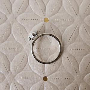 Bague de fiançailles personnalisée en diamant de laboratoire taille marquise, style classique, certifiée IGI, pour femme - Product Image 2