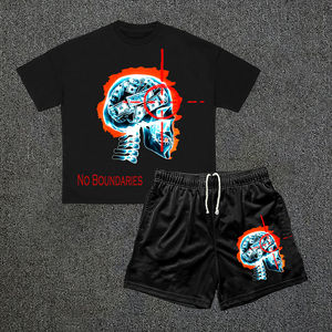 Ensemble deux pièces respirant en soie noire imprimée sérigraphiée pour l'automne |   T-shirt et short délavés par le soleil |   Strass en gros à prix avantageux - Product Image 2