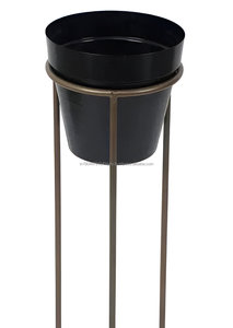 Juego de 2 macetas de hierro negro y dorado de calidad superior con soporte largo para macetas a precio de reventa desde la India - Product Image 4