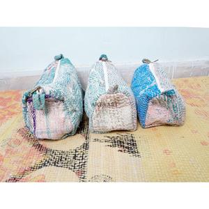 Handmade Cotton Kantha Floral Pattern Modern Style Cosmetic Pouch Bag Zipper Closure Small-Large Sizes Women's Gift Rajasthan - Product Image 2