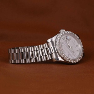 Aurevail VVS Moissanite <b>Watch</b> Gold Fully Iced Out Round <b>Case</b> Green Arabic Numeral Fluted Bezel Horizon Link Luxury Sport <b>Watch</b> - Product Image 4