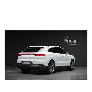 Porsche Cayenne 3.0 Coupé 2024/5, 29.155 km, Volante a la Izquierda, Caja de Cambios Automática, Asientos de Cuero con Cámara Trasera - Product Image 2
