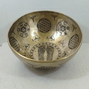 โถโลหะร้องเสียงแบบล็อตัสโทน - โถโลหะขัดเงาด้วยมือเพื่อการบำบัดทางจิตวิญญาณและการปรับสมดุลพลังงาน - Product Image 4