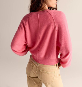 Suéter Ligero de Punto Rosa para Mujer, Cuello Henley con Botones, Manga Murciélago, Casual, Otoñal, 100% Algodón, Color Sólido, Corte Regular - Product Image 2