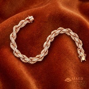 สร้อยข้อมือโมอิสซาไนต์ชุบทองคำสีกุหลาบ เครื่องประดับแฟชั่น สร้อยข้อมือลายดอกไม้สำหรับผู้หญิงผู้ชาย ของขวัญสุดหรู เครื่องประดับชั้นดี สไตล์นิวยอร์ก - Product Image 2