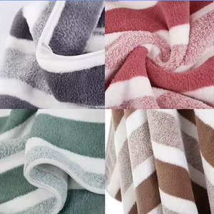 Lot de 3 serviettes de sport en coton et bambou, épaisses, douces, absorbantes, respectueuses de la peau, écologiques, séchage rapide, hypoallergéniques - Product Image 3
