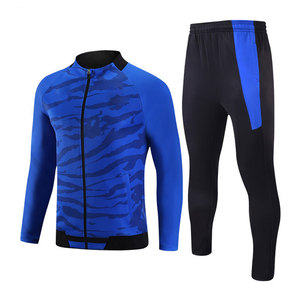Conjunto Deportivo Premium Azul Rey para Hombre |   Chaqueta de Entrenamiento y Pantalones Deportivos con Sublimación de Camuflaje Tigre |   Ropa Deportiva de Corte Regular para Gimnasio - Product Image 1