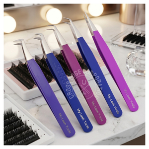 Juego de Pinzas para Extensión de Pestañas de Acero Inoxidable con Punta de Fibra, Mango con Agarre de Diamante, Pinzas para Pestañas de Volumen Extremo de 45 Grados, Antiestáticas - Product Image 1