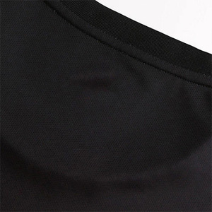 Tenue de sport personnalisée pour hommes, t-shirts et shorts en polyester respirant, taille plus, design imprimé - Product Image 4