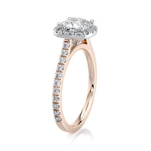 Bague de fiançailles en or blanc 10K certifiée IGI avec diamant de laboratoire taille coussin 1,5 carat, halo et bande pavée plaquée rhodium pour mariage - Product Image 6