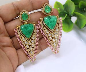 ต่างหูทองเหลืองชุบทองประดับมอสซาไนต์คุณภาพพรีเมียม ดีไซน์สวยงามแบบคุนดัน สำหรับผู้หญิงและเด็กผู้หญิง เหมาะสำหรับงานเลี้ยงกลางคืนและงานปาร์ตี้ - Product Image 5