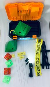 Kit de délimitation de scène de crime avec cônes de signalisation, ruban adhésif, piquets, lampe torche et trépied, garantie 1 an - Product Image 4