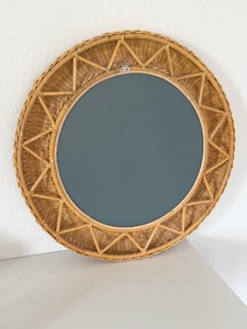 Espejo de ratán con marco redondo, espejo de pared tejido a mano natural para decoración de cafeterías y boutiques, para un ambiente rústico y elegante. - Product Image 4