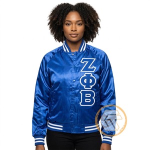 เสื้อแจ็คเก็ต Zeta Phi Beta แบบสั่งทำพิเศษ เสื้อผ้าสำหรับชมรมนักศึกษา คุณภาพสูง ระบายอากาศได้ดี ผ้าซาติน ปักลายตราสัญลักษณ์ตัวอักษร สำหรับฤดูหนาว - Product Image 3