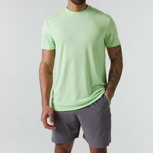 Conjunto de Camiseta y Pantalones Cortos para Hombre, Estilo Urbano, Transpirable, Diseño Sólido, Deportivo, Ligero, de Alta Calidad, Hecho en Pakistán - Product Image 1