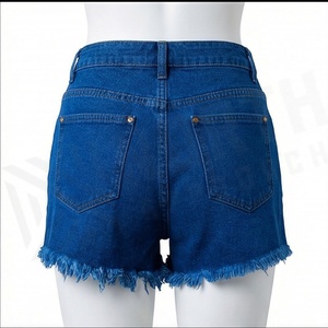 Shorts en jean tendance à bords effilochés pour femme – Élégants, décontractés, couleur personnalisable, taille haute, bas de tenue streetwear pour femme - Product Image 2