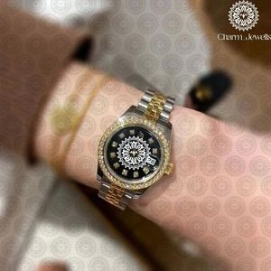 Charm Jewellis Montre à quartz analogique ronde incrustée de diamants pour femme, bracelet en acier inoxydable, fermoir pliant de 36 mm - Product Image 2