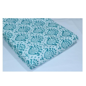 Tissu de coton résistant au rétrécissement en gros de l'Inde Couverture légère pour les garçons Textile de maison les plus recherchés - Product Image 1