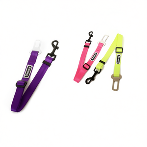 Arnés de Seguridad para Mascotas Yommy, Ajustable de 40-61 cm, para Viajes en Auto - Product Image 3