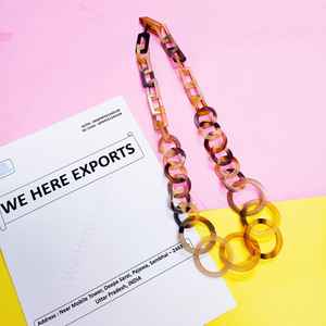 Collar Artesanal de Moda con Dijes de Cuerno de Búfalo y Eslabones Circulares y Rectangulares en Tonos Marrones Naturales para un Estilo Diario Elegante - Product Image 5