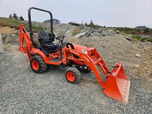 รถแทรกเตอร์เกษตรขนาดเล็ก Kubota BX23S พร้อมที่ตักด้านหน้าสำหรับงานจัดสวน |   รถแทรกเตอร์อเนกประสงค์ขนาดเล็ก คูโบต้า BX23S 23 แรงม้า ขับเคลื่อน 4 ล้อ - Product Image 4