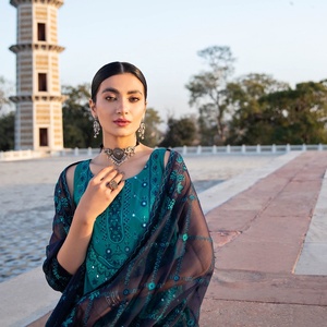 Trajes de lujo de alta calidad de 3 piezas para damas Colección hermosa y elegante de Ramsha ANDAAZ Ropa india y pakistaní - Product Image 4