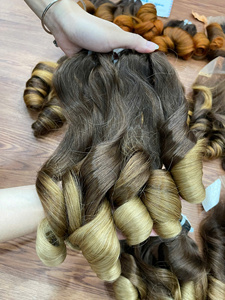 Wholesale Factory Price Raw Hair Bundles Steam Bouncy <b>Curly</b> Weft Hair <b>Extensions</b> Available in Many Colors - Product Image 5