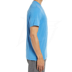 เสื้อยืดวิ่งคุณภาพพรีเมียมจากโรงงานโดยตรง เนื้อผ้าถักระบายอากาศได้ดี ทรงเข้ารูป แห้งเร็ว สำหรับผู้ชายออกกำลังกายและวิ่ง - Product Image 4