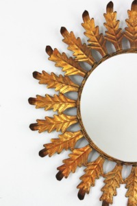 Oval Metal Mirror With <b>Leaf</b> Design Traditional <b>Wall</b> <b>Decor</b> - Product Image 5