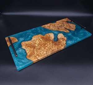 Bandeja de servir y almacenamiento hecha a mano con incrustaciones de resina y madera, con asas de metal, para té, café, desayuno, bandeja de lujo para decoración de mesa. - Product Image 3