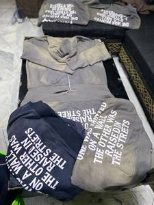 Sudadera con Capucha Unisex de Invierno, Manga Larga, Cierre de Cremallera, Diseño Sólido con Cuentas en la Parte Delantera, Estilo Formal, Gótico, Vintage, Casual, Streetwear - Product Image 2