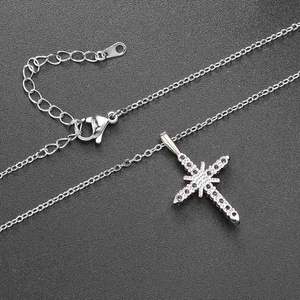 Collier de clavicule pour femme, design européen américain de luxe, sensation haut de gamme, pendentif en zircon en forme de croix, pendentifs de mode, breloques - Product Image 3