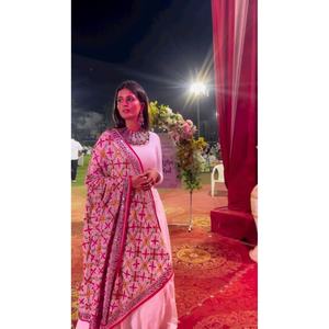 PARTY WEAR GEORGETTE VESTIDO LISO CON IMPRESIÓN DIGITAL TRABAJO DUPATTA BLANCO - Product Image 1