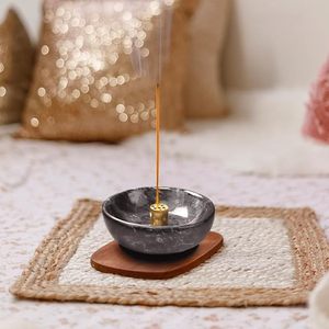 Brûleur d'encens en marbre naturel, brûleur d'encens artisanal à reflux, idéal pour la méditation et les amateurs d'encens. - Product Image 2