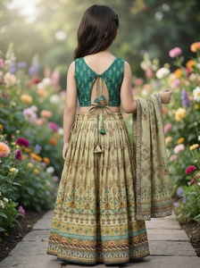 Ensemble Lehenga Choli imprimé pour filles Shoryam Fashion avec dupatta |   Tenue Traditionnelle Ethnique pour Enfants, Vêtements de Fête, Vêtements de Mariage, Rayon - Product Image 5